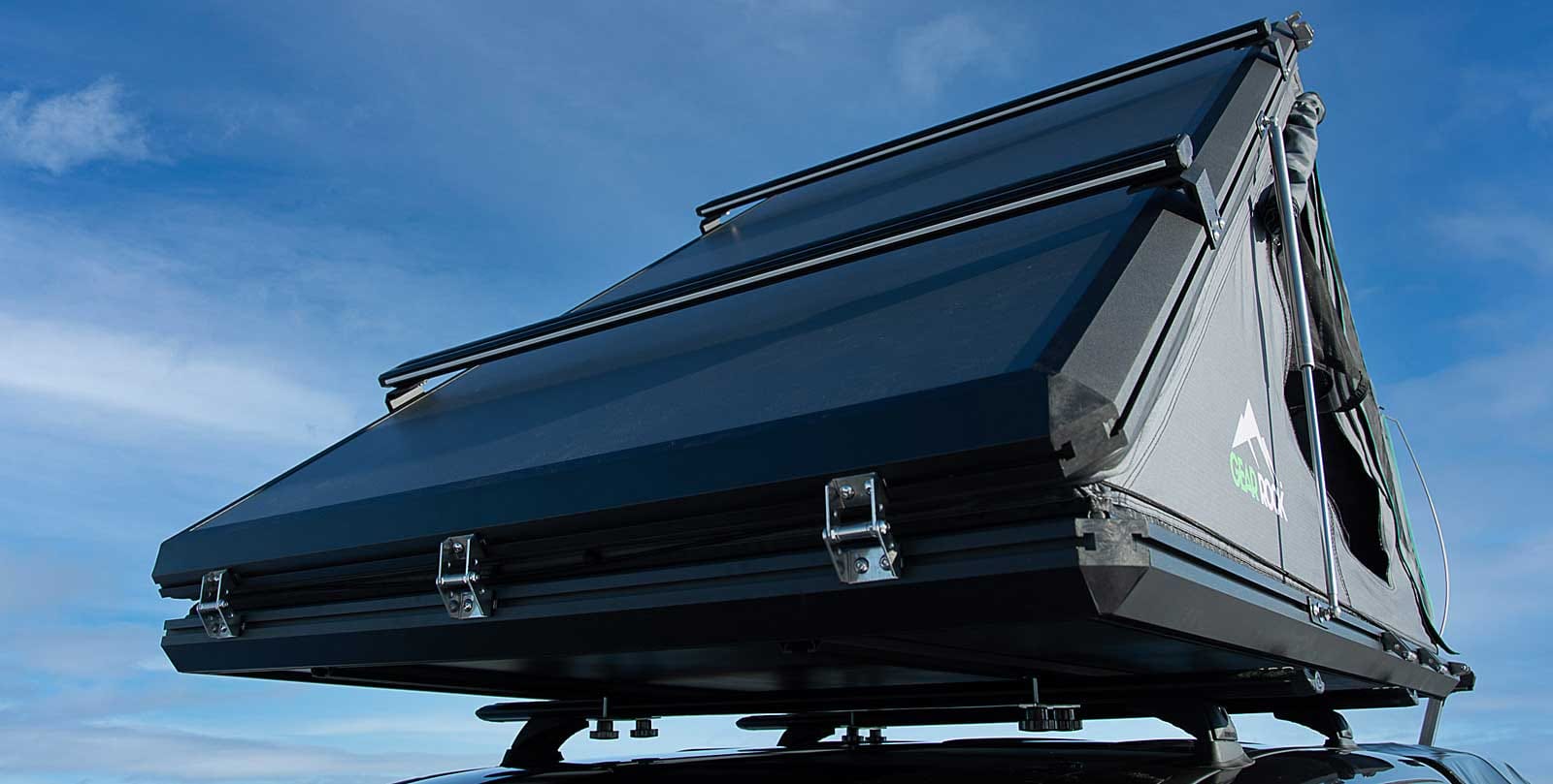 Roaming Rooftops: Unkonventionelles Camping mit Dachzelten