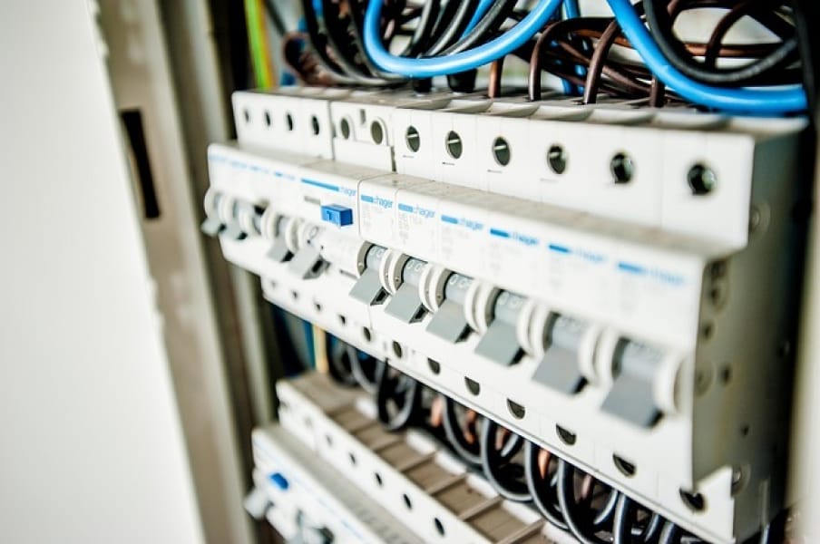 Moderne Messtechnik für eine präzise DGUV V3 Prüfung nutzen